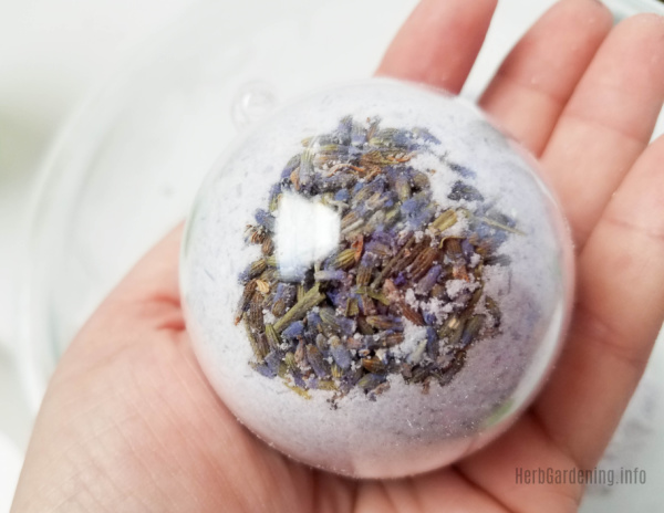 Make your own lavender bath bombs with dried lavender flowers and essential oil.