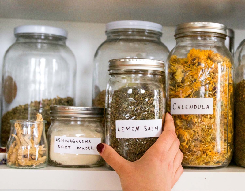 Learn how to use a variety of herbs to make DIY herbal teas, herbal oils, salves, infused honey, tinctures and more. 